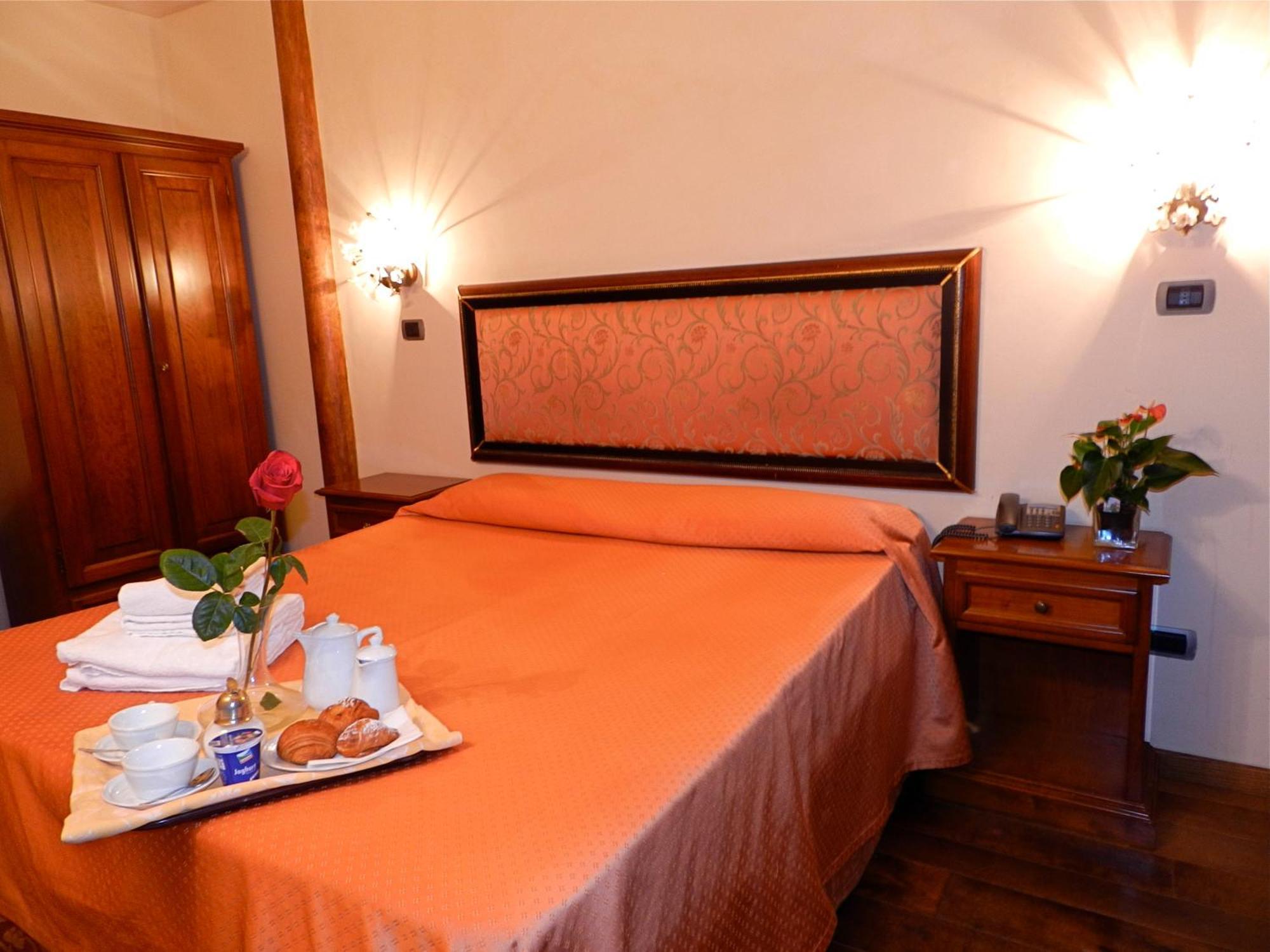 Domus Florentiae Hotel Florence Exterior photo