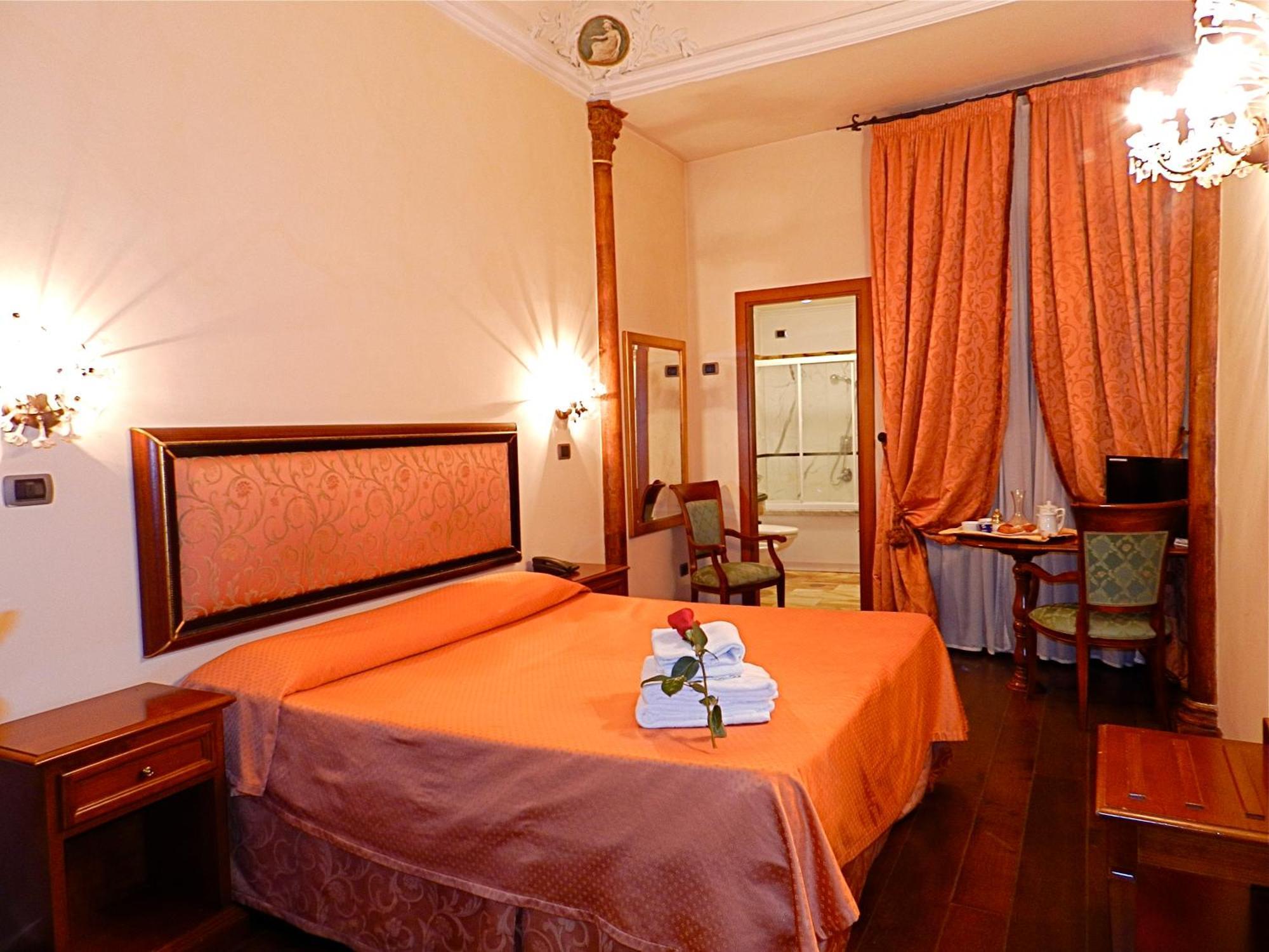 Domus Florentiae Hotel Florence Exterior photo