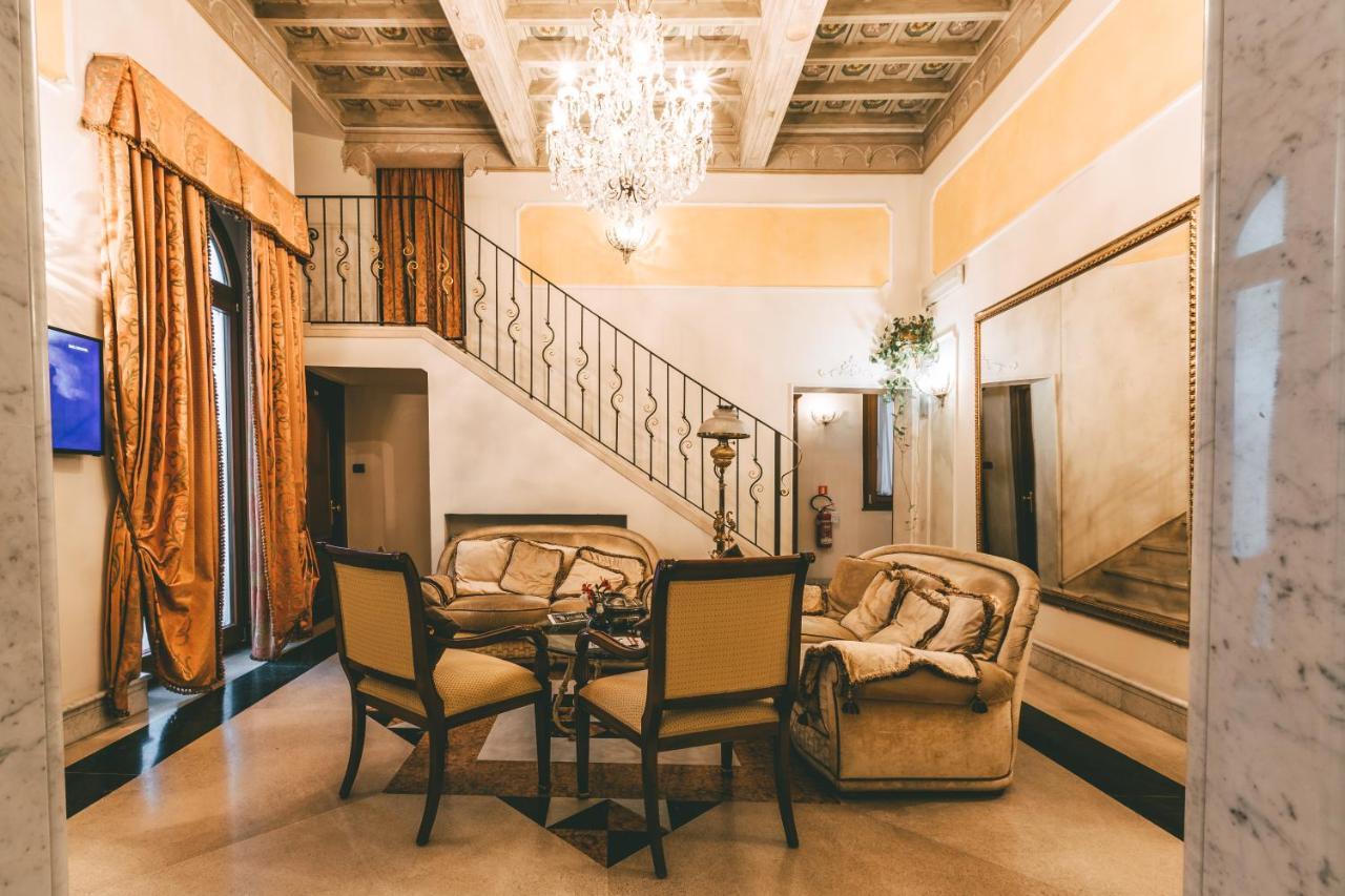 Domus Florentiae Hotel Florence Exterior photo
